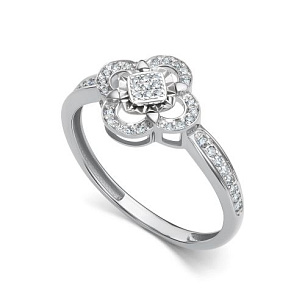 Кольцо из белого золота с бриллиантом