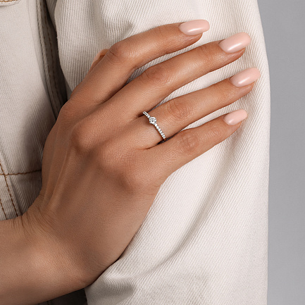 Кольцо помолвочное из белого золота с бриллиантами