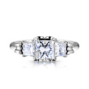 Кольцо из белого золота с бриллиантами