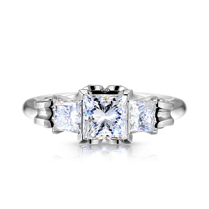 Кольцо из белого золота с бриллиантами