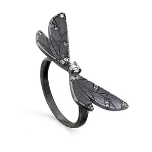 Кольцо из серебра с фианитами