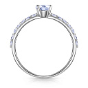 Кольцо из серебра с фианитом