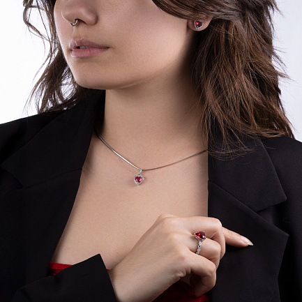 Подвеска из серебра с фианитом