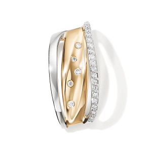 Подвеска из красного золота с бриллиантами