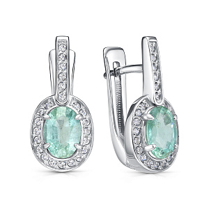 Серьги с английским замком из серебра с изумрудами