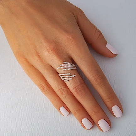 Кольцо из золота с бриллиантами