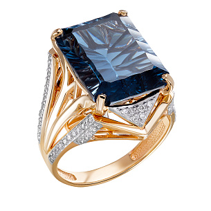 Кольцо из красного золота с бриллиантом