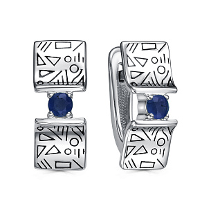 Серьги с английским замком из серебра с сапфиром