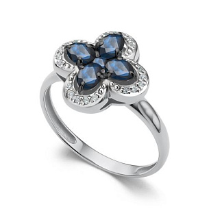 Кольцо из белого золота с бриллиантом