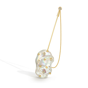 Брошь из желтого золота с бриллиантами, жемчугом