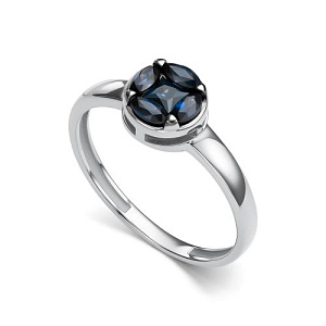 Кольцо из белого золота с сапфирами