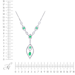 Колье из белого золота с бриллиантами, изумрудами