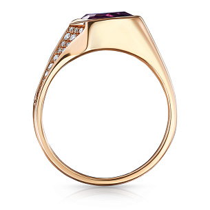 Кольцо из желтого золота с бриллиантом