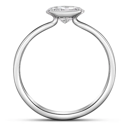 Кольцо из белого золота с бриллиантом