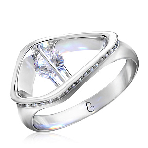 Кольцо из белого золота с бриллиантом