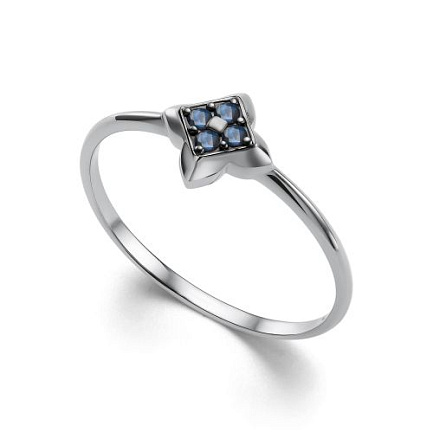 Кольцо из белого золота с сапфирами