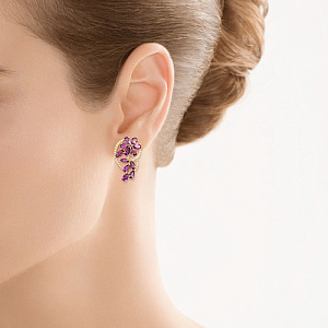 Серьги из желтого золота с бриллиантами, родолитами