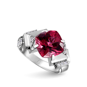 Кольцо из белого золота с турмалином, бриллиантами