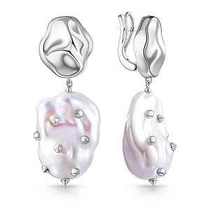 Серьги с английским замком из серебра с жемчугом