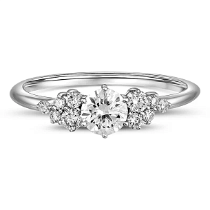 Кольцо из белого золота с бриллиантом