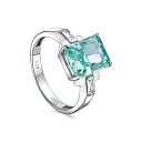 Кольцо из серебра с бриллиантом, фианитами