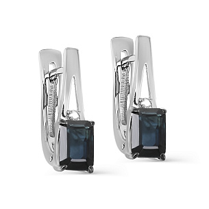 Серьги с английским замком из белого золота с сапфиром