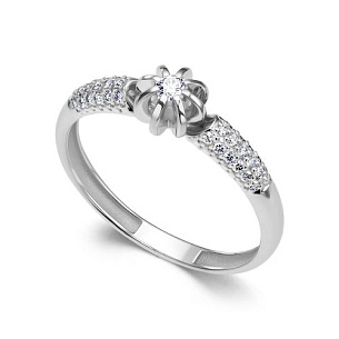 Кольцо из белого золота с бриллиантом