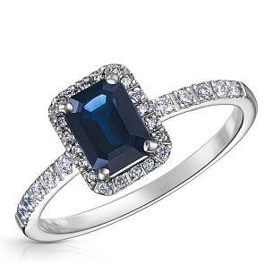 Кольцо из белого золота с сапфиром