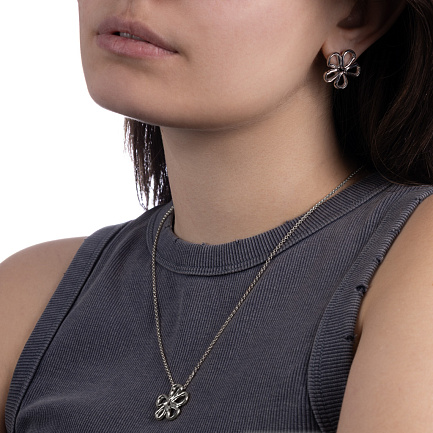 Колье из серебра