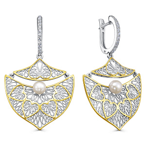 Серьги с английским замком из серебра с жемчугом