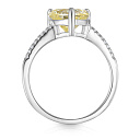 Кольцо из серебра с фианитом