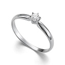 Кольцо из белого золота с бриллиантом