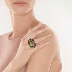 Кольцо из золота с корундом