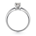 Кольцо из белого золота с бриллиантом