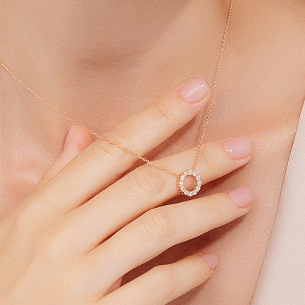 Колье из красного золота с бриллиантами