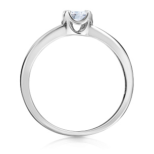 Кольцо из серебра с фианитом