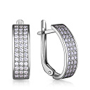 Серьги с английским замком из серебра с фианитом