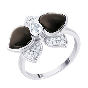 Кольцо из белого золота с топазом, ониксами, бриллиантами