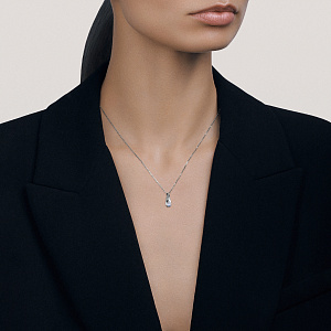 Колье из белого золота с бриллиантом, плетение якорное