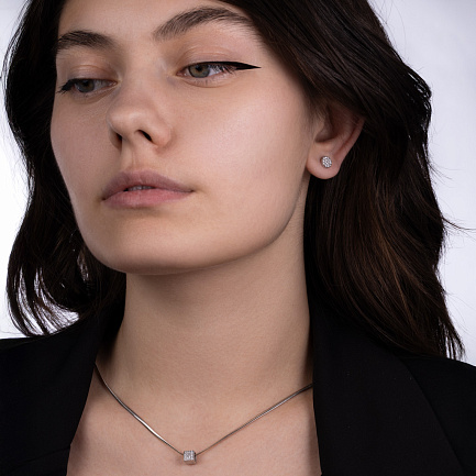 Подвеска из серебра с фианитом