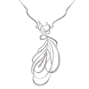 Колье из белого золота с бриллиантом