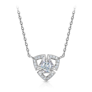 Колье из белого золота с бриллиантами, плетение якорное